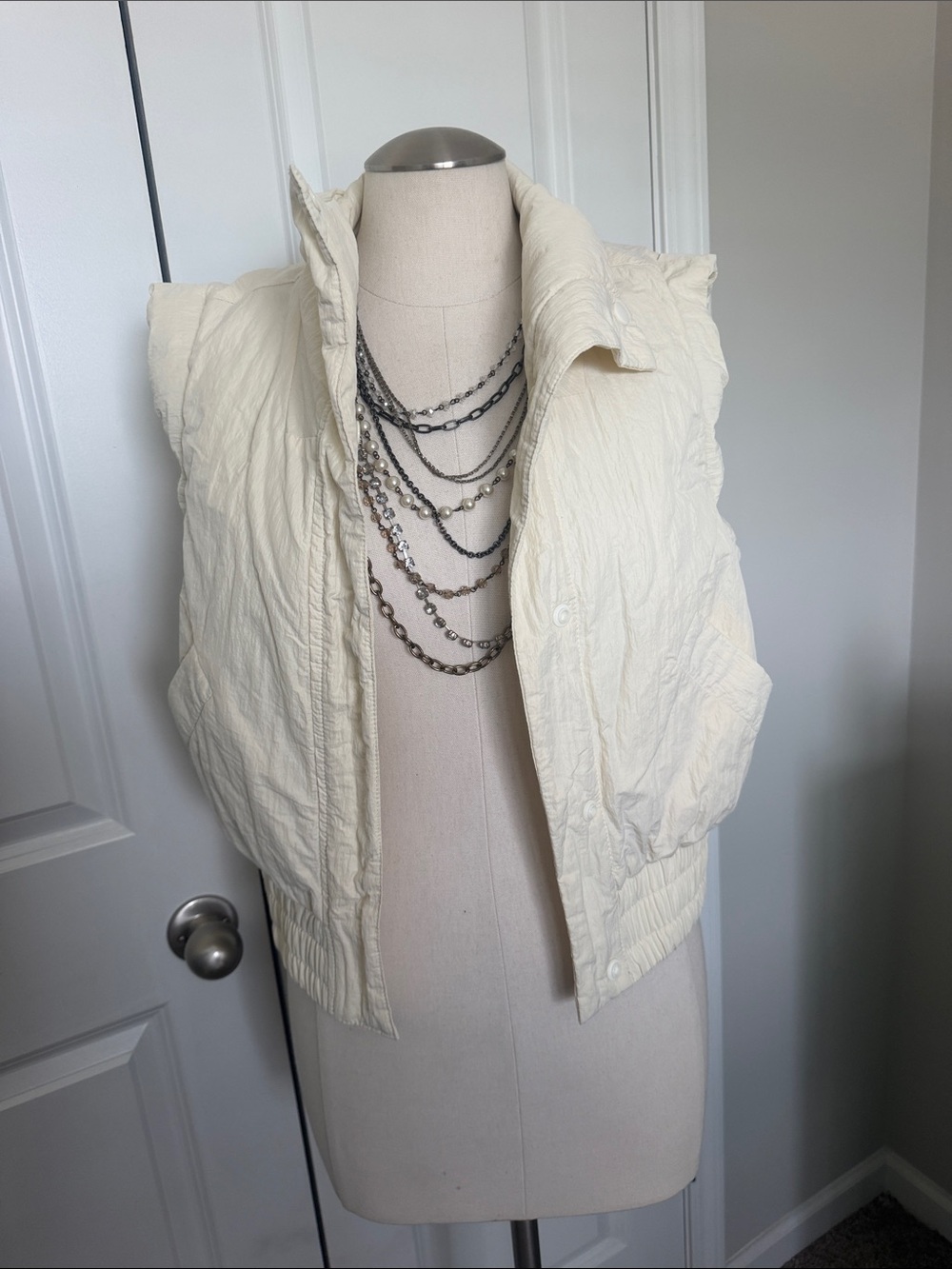 Amazon Cream Quilted Puffer Vest - Sleeveless Lightweight Layer